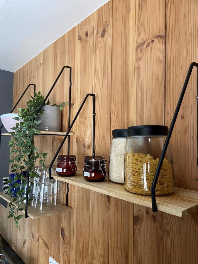 The Little Guesthouse Downtown - Keflavik Airport المظهر الخارجي الصورة
