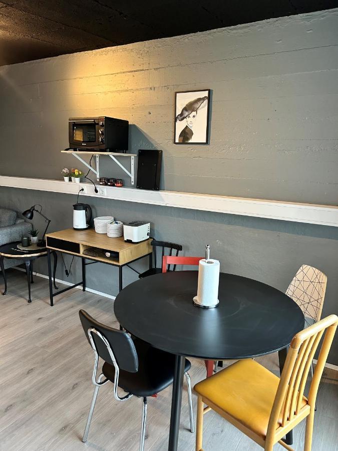 The Little Guesthouse Downtown - Keflavik Airport المظهر الخارجي الصورة