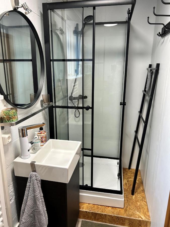The Little Guesthouse Downtown - Keflavik Airport المظهر الخارجي الصورة